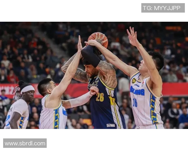 CBA焦点战广东队对决新疆队精彩回顾与赛后分析11月4日 CBA焦点战广东队对决新疆队精彩回顾与赛后分析11月4日