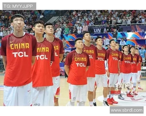 中国对阵卡塔尔黄健翔激情解说引发球迷热议与期待 中国对阵卡塔尔黄健翔激情解说引发球迷热议与期待