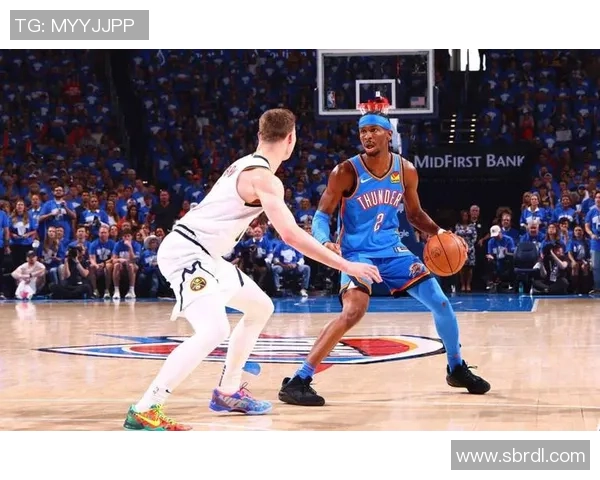 勇士与雷霆西部决赛精彩瞬间回顾与精彩表现分析 勇士与雷霆西部决赛精彩瞬间回顾与精彩表现分析