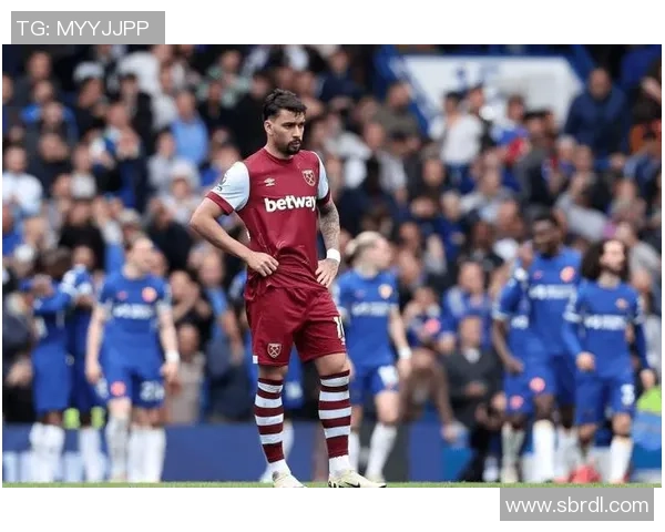 帕奎塔引领新潮流足球场上的艺术家与战士双重身份解析