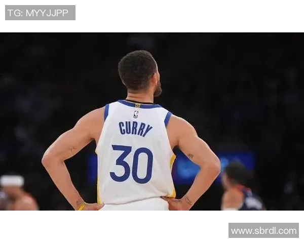 斯蒂芬库里：篮球场上的魔术师与三分球之王的传奇旅程