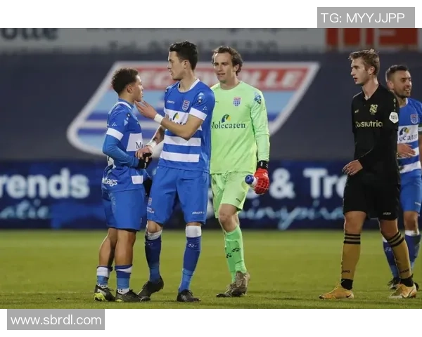 海伦芬与埃门激战正酣比分揭晓精彩瞬间回顾