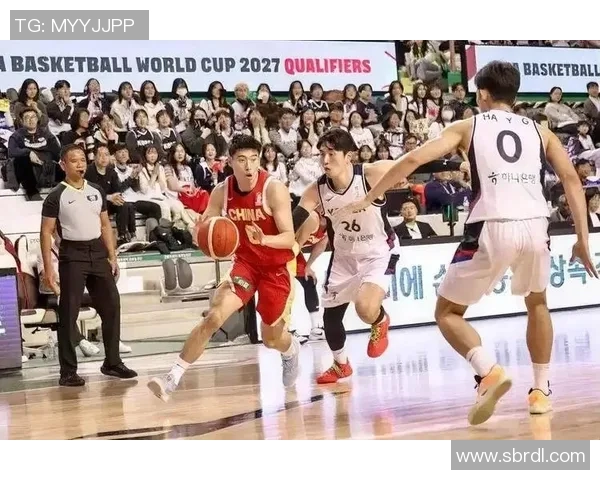 韩国男篮与日本男篮激战正酣谁能在亚洲赛场上笑到最后